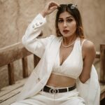 Ruma Sharma Instagram - Why chase you when I’m the catch? . . Shot by - @midhun.mohan_ . #throwbacksaturday #dubaidiaries #rumasharma #bossbabelife #formallook