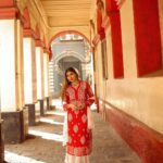 Ruma Sharma Instagram - सारी दुनिया के जज़्बात एक तरफ़ पर तुझसे वो पहली मुलाक़ात एक तरफ़ ♥️♥️ #amchimumbai #myhappyplace . Shot by - @framesbyankit Edit by - @wasey_rock69 . #rumasharma #cityofdreams #mumbailife #streetsofmumbai #gatewayofindia #tajmumbai #streetportraits #naturallightphotography Amchi Mumbai..