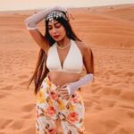 Ruma Sharma Instagram - The temperature is high here but so is my mood ✨ #dubaidesert . . #rumasharma #dubaidesertsafari #desertphotography #sunandsand #goldenhourlight #sundowner #dubaitravel #dubaitravelblogger #travelwithlove Dubai Desert