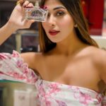 Ruma Sharma Instagram - Life is better when you smell like sunshine and flowers 🌺 Exploring scents at @vperfumesofficial with nue 🥰 It’s pure magic! ✨ #VPerfumes #NueMagic #Collab . . Collab by - @b13_events @belal_afzal Shot by - @qamarraza04 Edit by - @wasey_rock69 . #loveforperfumes #rumasharma #dubaibrand #dubaiperfumes #dubaifashionblogger #perfumeaddict Dubai, United Arab Emirates