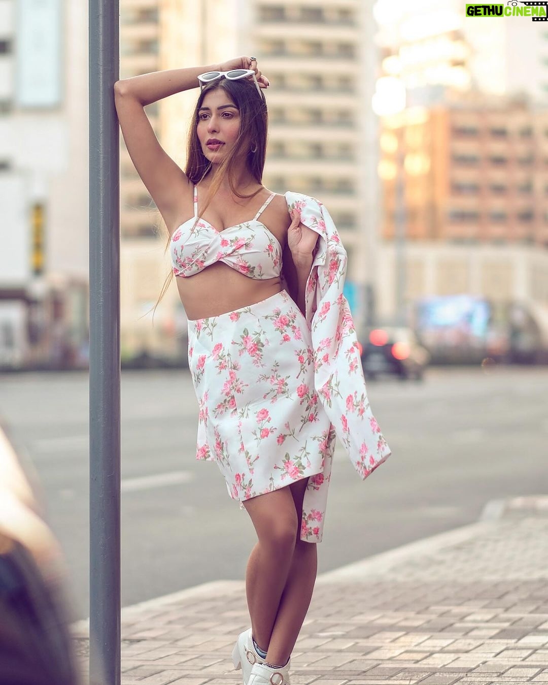 Ruma Sharma Instagram - I’m not here to fit in , I’m here to stand out 😎 . . Wearing - @papzclothing Styled by - @yourstylistforever Edit by - @wasey_rock69 . #fashionlookbook #rumasharma #bossbabelife #outfitoftheday #lookstylish #dubaistreetstyle #dubaifashionblogger Dubai, United Arab Emirates