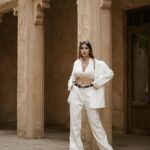 Ruma Sharma Instagram - Why chase you when I’m the catch? . . Shot by - @midhun.mohan_ . #throwbacksaturday #dubaidiaries #rumasharma #bossbabelife #formallook