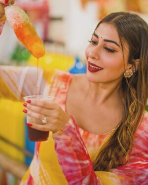 Ruma Sharma Instagram - सिर्फ़ तुम्हारी #premika ♥️ 
.
Wearing - @ekdhaga 
Styled by - @yourstylistforever 
Shot by - @abhinesh_photographer 
Edited by - @wasey_rock69 
.
#anarkalisuit #rumasharma #loveforindianwear #indiansuit