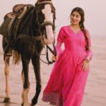 Ruma Sharma Instagram - Queen of my own world 🤍 . Wearing - @myshka_fashion Styled by - @yourstylistforever PC - @abhinesh_photographer Edit by - @wasey_rock69 . #rumasharma #lookelegant #myshka #anarkalidresses #horsephotoshoot #suitstyles #indianwearlove #pinksuit #outfitofthedaybabe #desifashionista Mumbai, Maharashtra