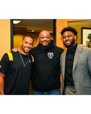 Russell Wilson Instagram - Ready to Work!! @steelers