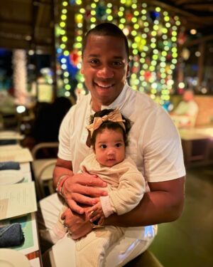 Russell Wilson Instagram - Grateful for Family. Jesus continues to amaze me! HIS Sacrifice for us all. His Grace & Love for us all is more than enough! Forever Grateful for our babies and His Endless Love! @ciara