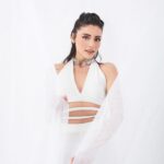 Sıla Türkoğlu Instagram - 🤍 Photographer: @muhammetkayku @kaykustudio Stylist : @mustafacolak @naimeiisik Hair&Makeup : @zeynephalitogullari