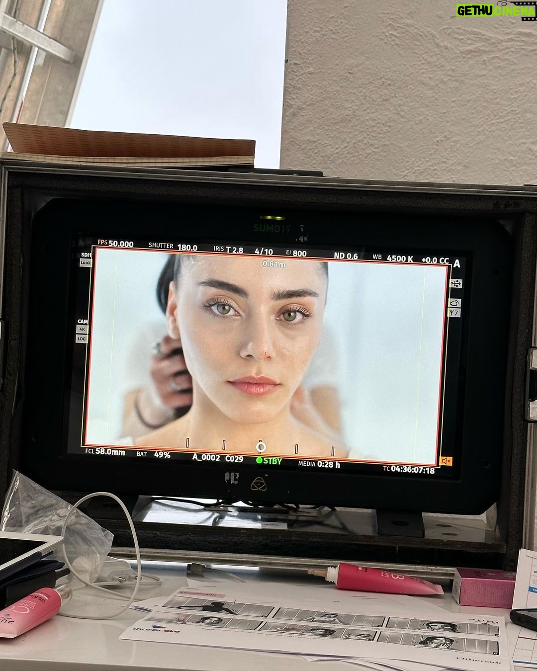 Sıla Türkoğlu Instagram - Dumpımıız geldiii🐰🩷