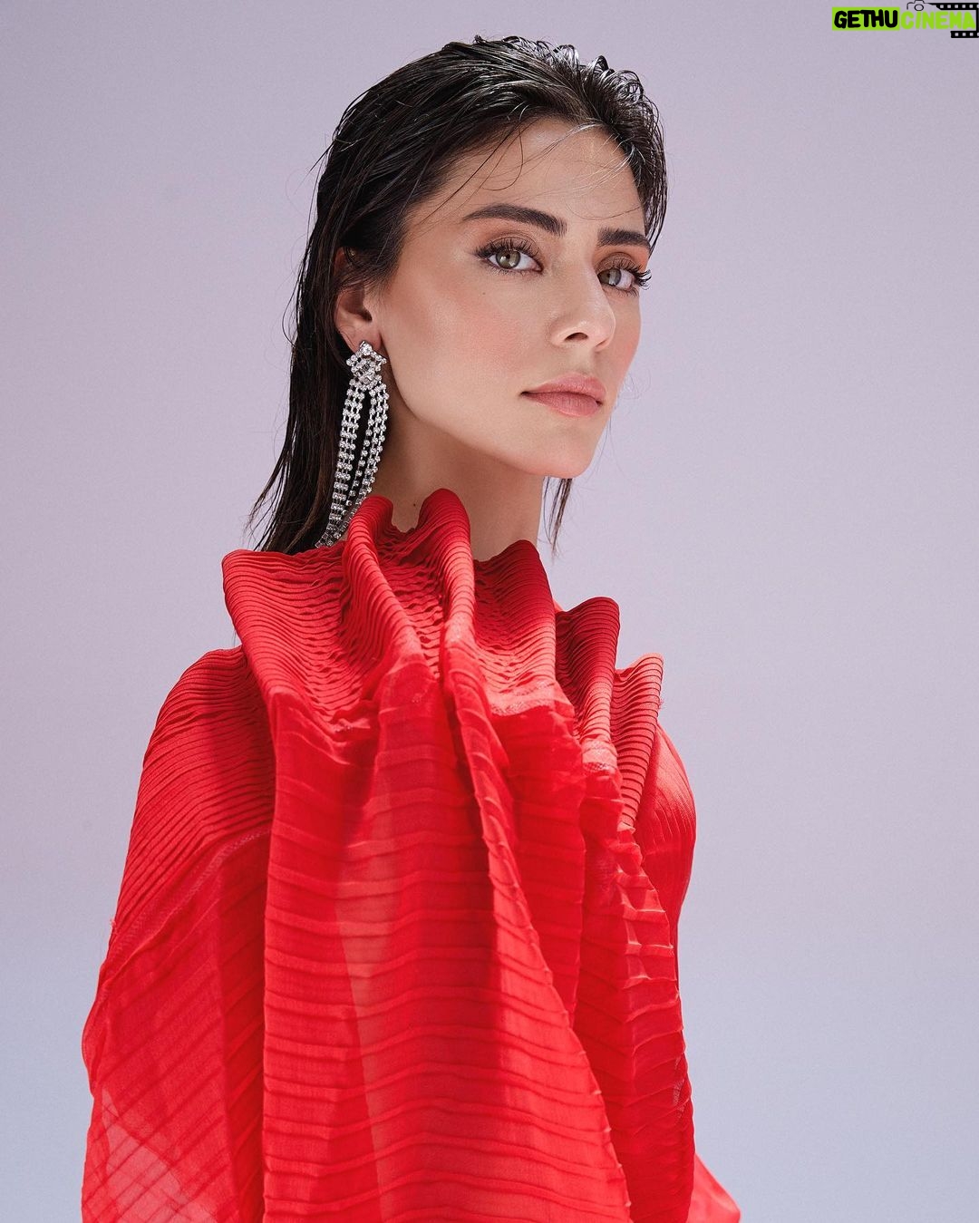 Sıla Türkoğlu Instagram - Favoriniz hangisi?🧐 ✨