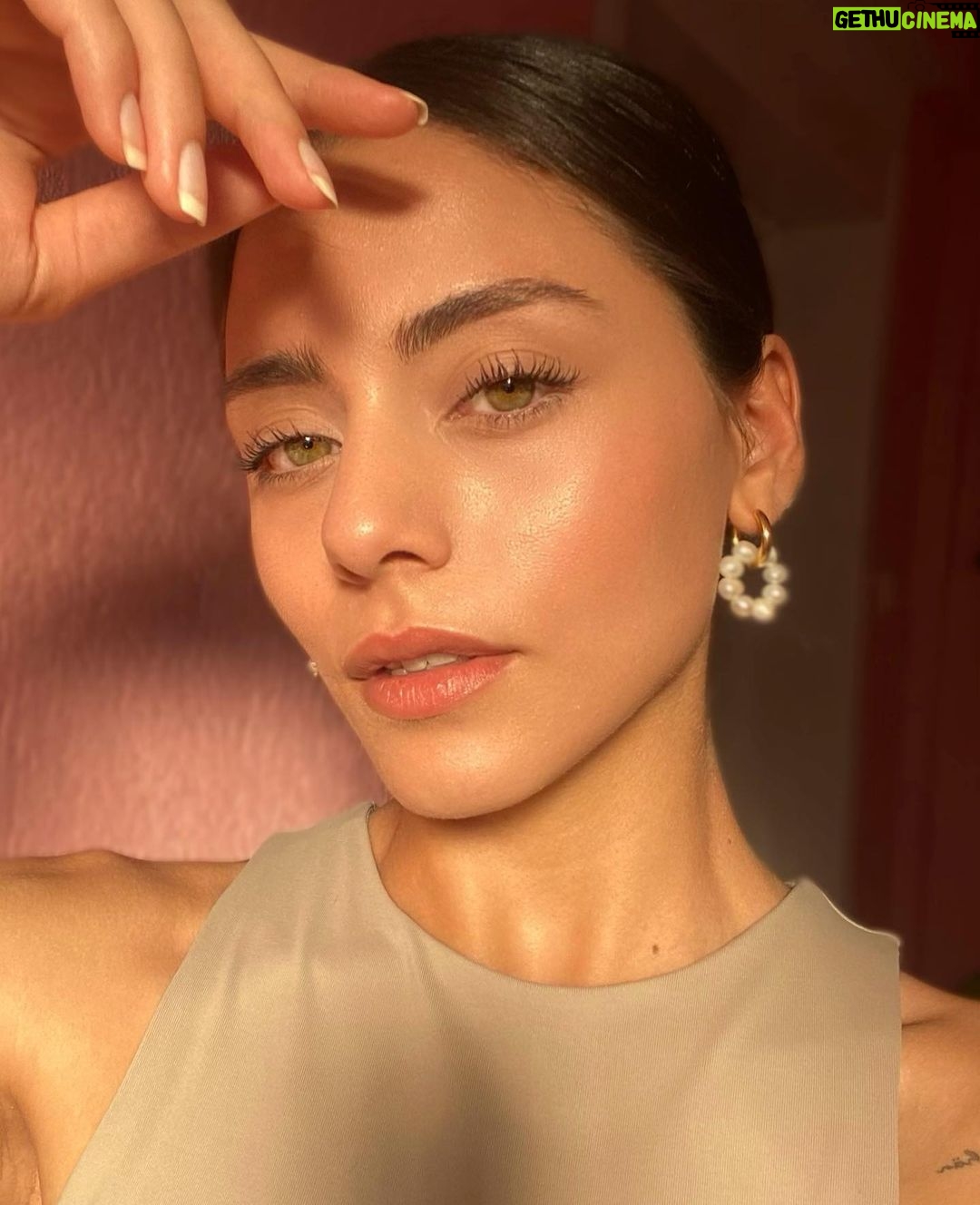 Sıla Türkoğlu Instagram - Bazı güzel güneş ışıkları 🌞