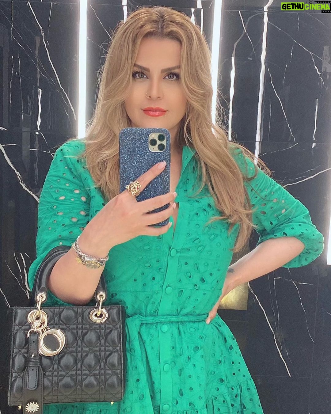 Sahar Moghadass Instagram - 💚 Nova Park Royal