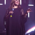 Sahar Moghadass Instagram - ❤️ بماند به يادگار ❤️ . . Makeup : by me 🥰 Hair : @marziye_mazidi 💇🏽‍♀️ @golden_beauty_hairstyle 💇🏽‍♀️ Photo : @ashkanazadbakht 📸 #sahar#saharmusic #concert #istanbul #كنسرت_استانبول Istanbul, Turkey