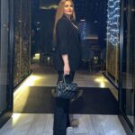 Sahar Moghadass Instagram - سلام به روى ماهتون 😊 بگيد ببينم چه خبراااا ؟ . . دوستتتتتتتون دارم هوارتاااااااا 🤗❤️ . . #sahar #saharmusic #saharmoghaddas #سحر #سحر_مقدس