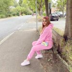 Sahar Moghadass Instagram - 🦄💗👚🎀 #sahar #saharmusic #singer #persian #music #pink #💗 Manchester, United Kingdom
