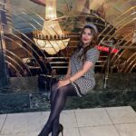 Sahar Moghadass Instagram - Love 🖤🤍🖤 . . Dress : @v_mode_studio ❤️ Brasserie Zédel