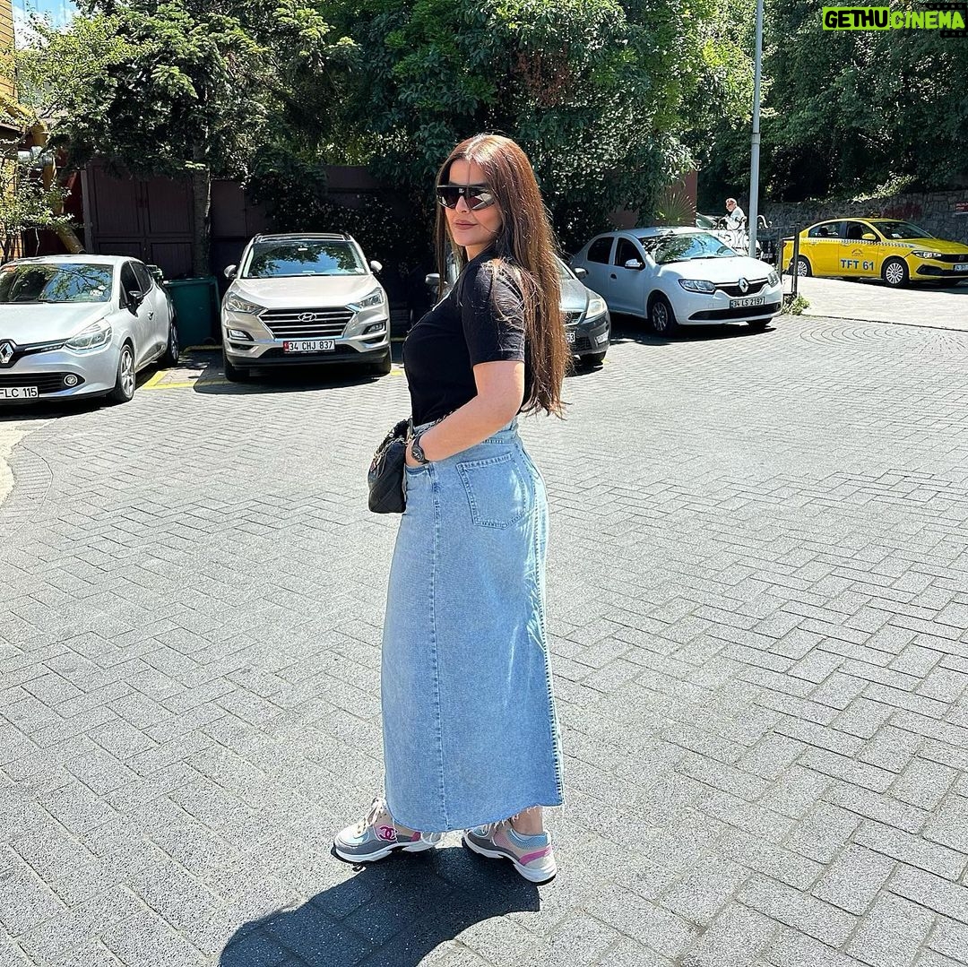 Sahar Moghadass Instagram - !… اينو ميدونى كه Istanbul, Turkey