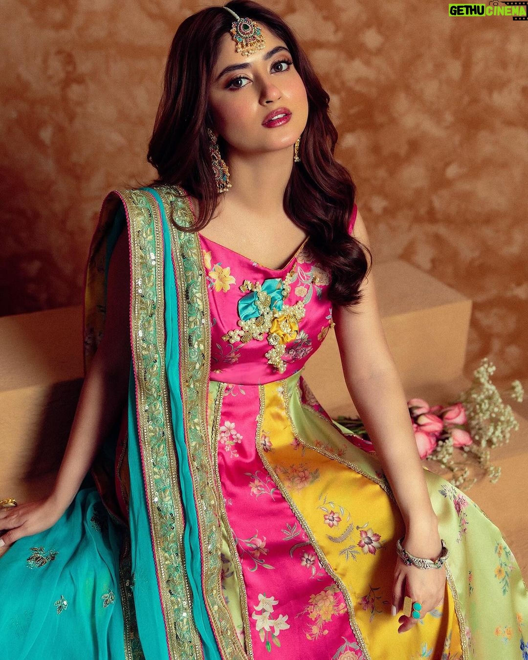 Sajal Ali Instagram - @amhdesignstudio.official Introducing “Bagheecha” a vibrant love affair embodying the timeless interplay of tradition and modernity. Now available.