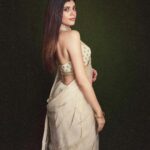 Sanjana Sanghi Instagram - ❤️‍🩹✨ ——- Gratitude to @gujarattourism for honouring Dhak Dhak with the Most Inspiring Film Of The Year at the iconic Ahemdabad waterfront @ggawardofficial ✨ Styled by @eshaamiin1 ☀️