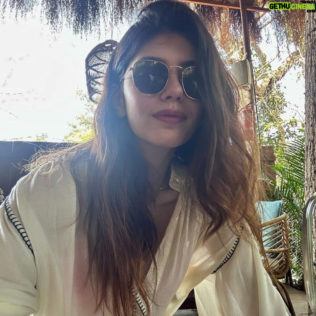 Sanjana Sanghi Instagram - Only felt right to try and sum up the most hectic year of my life yet in the most quiet & wholesome way possible. 🧡☀ Big ups to @airbnb for making sure i wrapped 2023 in a way which was all that & more 💕 Goa