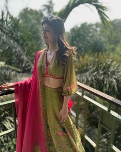 Sanjana Sanghi Instagram - Bestie’s mehendi round up : Copious amounts of dancing, Stomach aches courtesy incessant laughter, And voice loss because we’re a loud cackling bunch 🥹💕 Styled by @eshaamiin1 ⭐️ Goa India