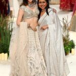 Sanjana Sanghi Instagram - Sanjana Sanghi, Anju Modi’s stunning muse, dazzled the stage as the showstopper for the ethereal bridal collection. ‘Glitterati’ is a testament to the fusion of tradition and innovation, where timeless craftsmanship seamlessly melds with contemporary design sensibilities’ @fdciofficial @lakmefashionweek @nexaexperience @ILoveLakme @lakmesalon @lakmeindia @r1seworldwide @reliancebrandsltd LAKMÉ SALON X ANJU MODI presents GLITTERATI-The Bridal Collection Muse:- @sanjanasanghi96 Jewellery Partner:- @multanijewellersofficial Set Design, Concept and Curation:- @meghaamodi Set Production:- @blacktulipflowers_india Show Director:- @anuahuja1   #GlitterUp #LakméFashionWeekxFDCI #LakméFashionWeek #LFWxFDCI #LFW #FDCI
