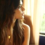 Sanjana Sanghi Instagram - And just like the wind is making the curtains flutter against that window pane, let your dreams flutter and flap their wings wildly. And feel the magic happen. 🕊️✨💛 Journaling every Sunday morning is my moment of peace. Hope you’ve found yours 💜 Mumbai, Maharashtra