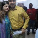 Sanjana Sanghi Instagram - @pankajtripathi and my standard behaviour everyday on our #KadakSingh set 🫣😅 Our thriller’s BTS was essentially a comedy of errors. #KadakSingh streaming now only on #Zee5