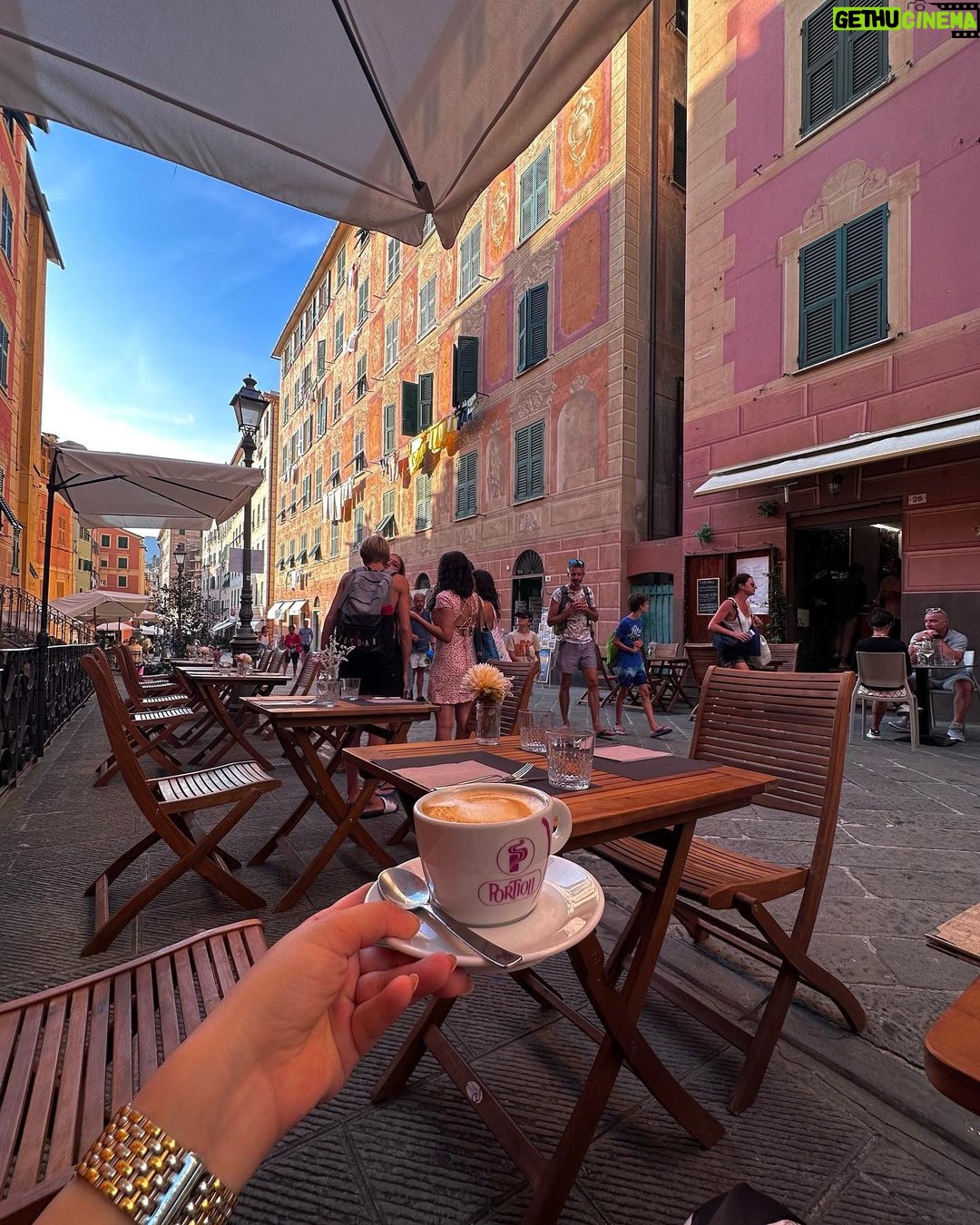 Sanjana Sanghi Instagram - Questa e vita 💕☀️🌊 The last few days were spent in some stunning Ligurian towns along the Italian Riviera. Camogli, though, has my heart. Quaint. Undiscovered. People full of love & life. Food full of color & warmth. Focaccia fresh out of the oven by local bakers. Sea food fresh out of the Ligurian sea. Little colourful homes strewn across the hillside, mesmerising, as though a painting made at leisure. I learned that given a choice, I can sit by a street drinking coffee and people watch for days. I also learned that speed boats across choppy sea waters frighten me?🤷🏼♀️ • Camogli - PortoFino - Santa Margarita • #SOnVacay #OffDuty Camogli, Riviera Ligure, Italia