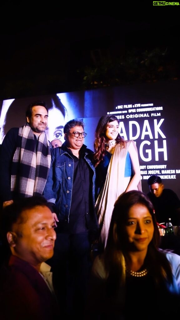Sanjana Sanghi Instagram - Your love is pure joy. Taking #KadakSingh to different cities has been bliss ❤✨ With my favourite human @pankajtripathi making sure the laughter never stops 🥰