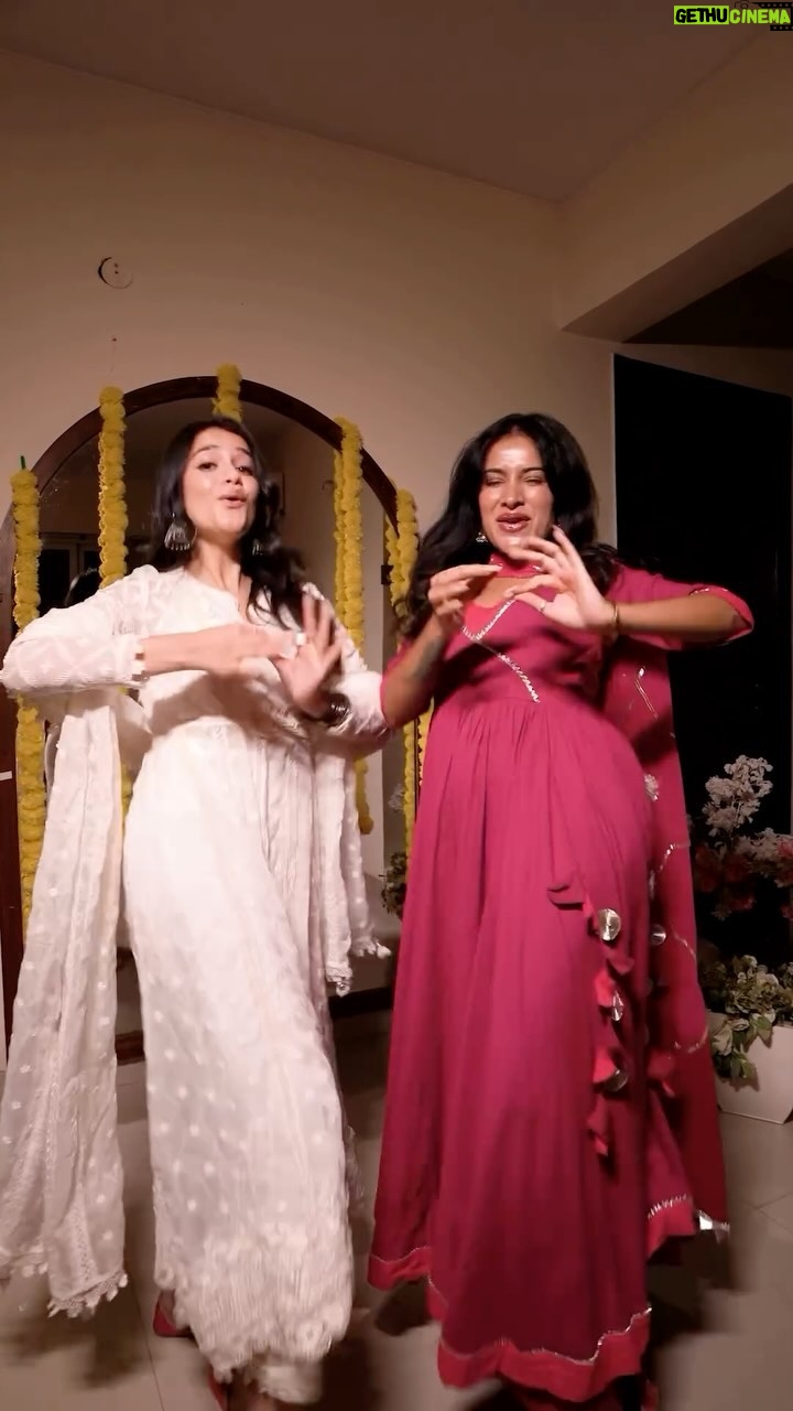 Sara Gurpal Instagram - #UselessBhawra @pragati_nagpal @arjun_deswal @piyush_bhagat @shaziasamji