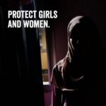 Sarah Rafferty Instagram - In recent news from Iran, Afghanistan and Ukraine – and stories that don’t make the mainstream news - we’re reminded that girls’ rights need to be upheld and that their voices must be heard. Today, October 11, marks the #DayoftheGirl. I stand with @plancanada and @biaagcan to honor the young girls all over the world who are mobilizing against discrimination and oppression, highly invested in their communities and committed to social change. Plan International Canada is committed to children’s rights and equality for girls. They believe in the fundamental right of girls and young women to have a voice, participate in decisions affecting their lives and be heard by all stakeholders – including government and community leaders. Today I stand in awe of the girls in the world who are currently demonstrating more bravery and resilience than I could ever imagine. Your fortitude is an inspiration. 🙏🏻❤️