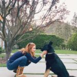 Sarah Rafferty Instagram - Thank you @catielaffoon for sneaking a pic of me and my therapist.