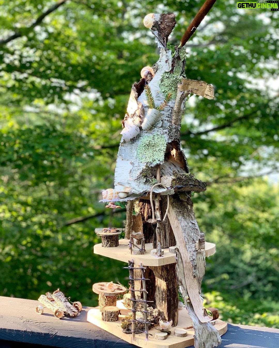 Sarah Rafferty Instagram - We made a TikTok house for #fairies. Question: are we glue gun #influencers yet?