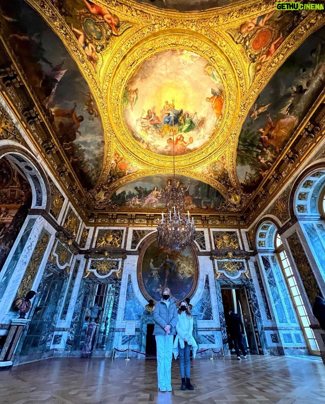 Sarah Rafferty Instagram - Basked in gobsmacking spaces…thanks to some enthusiastic and thoughtful guidance… @jacquemartandre (thk u @christinelennonplus2) @boursedecommerce (thk u @ramya) @museepicassoparis (thank you @kaylasalpert) @chateauversailles (thk u @annfranciskovich) @galeriavh (thank you aunt Meg) Thank you all for answering my flurry of texts when I needed direction, insight, and a solid edit of activities in my overly ambitious family cruise direction. 🤪🤓 And thank you Charlton for talking me into all of it! Paris, France