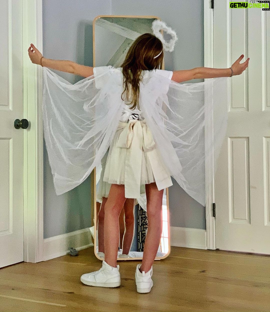 Sarah Rafferty Instagram - Here for the divine intervention and all the Witchery. #HappyHalloween. #staysafe #wearamask #diycostume