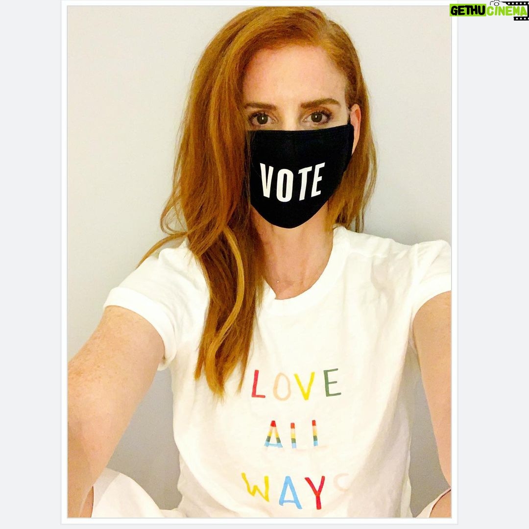 Sarah Rafferty Instagram - Hi Friends. It’s time to #Vote and be heard. Go to @whenweallvote and join the movement by learning how to get registered and ready to vote. It’s time to make YOUR voting plan. Link in bio. Want a Vote mask of your own? @bloomingdales is donating a portion of the proceeds to supporting #WWAV’s mission. Tell your friends! Tell ten friends! Make sure ALL your friend are registered! We have 60 days to the election. Let’s get out the vote.