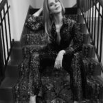 Sarah Rafferty Instagram - Thank you @gretaconstantine and @kirkpickersgill for always making me feel sparkly and a little bit disco. 🕺😘❤️❤️❤️ Photo and make up @beau_nelson Hair @davestanwell 🕺@nicholasme