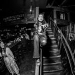 Sarah Silverman Instagram - On the stairs by @troyconrads #hollywoodimprov #comedy Hollywood Improv