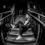 Sarah Silverman Instagram - On the stairs by @troyconrads #hollywoodimprov #comedy Hollywood Improv