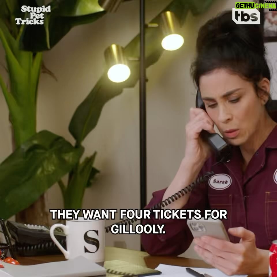 Sarah Silverman Instagram - Tonight at 9pm on TBS - #MyStupidPetTrick #StupidPetTricks