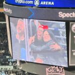Sarah Silverman Instagram - Thank you @lakings for a great time for all of us especially KINGS SUPERFAN @laurajanesilverman !!! #drewdoughty #Brown23