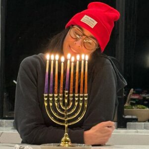 Sarah Silverman Instagram - Praying to the God I don’t believe in for peace. Please no more killing. No more hate. Let’s do better at our jobs as humans of taking care of each other, and taking care of each other’s children.