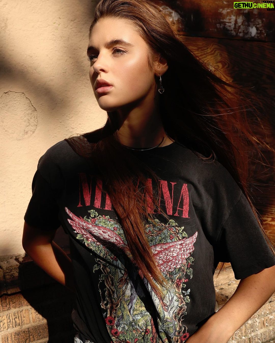 Savannah Clarke Instagram - N I R V A N A __________________________________ Nirvana is a place of perfect peace and happiness, like heaven. ___________________________________ #Nirvana #RockTshirts #DenimCutOffs #BlackBoots #Hike #RunyonCanyon #LetsGetFit #ExcerciseForYourMind #Outdoors #BackToNature #LaWalls #LightandShadePhotography #TakenOnAIphone #LALiving #RechargeYourSoul #ootw ____________________________________ Los Angeles, California