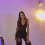 Savannah Clarke Instagram - W A L K E D ____________________________________ Don’t forget the art of eye contact . ________________________________ #Runway #Walk #LimeGreen #SportyMeetsStreet #BikeShorts #LeisureWear #Comfort #SportsWearStyle #RedCarpetReady #GlamourousAffair #StarStuddedEvent #AListCelebs #RedCarpetGlamour #VIPStyle #CelebrityFashion #HollywoodGlam #PaparazziReady #RedCarpetScene ___________________________________ Godfrey Hotel Hollywood