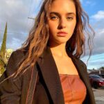 Savannah Clarke Instagram - Y O U R I M P A C T __________________________________ Nobody cares how smart you are Nobody cares how funny you are How rich you are How good looking you are The only thing people care about …. How do they make you feel when you are with them __________________________________ #CollectiveTrend #TheWeek #ILoveFashion #LosAngeles #CaliforniaLiving #Sunsets #ArtWork #QuotesToLiveBy #SpreadKindness #ImpactThroughEmpathy #LegacyOfLove ________________________________ Los Angeles California