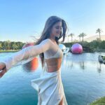Savannah Clarke Instagram - D E S E R T D R E A M S X 🎡 X 🎡 _____________________________________ Take me somewhere That takes my breath away _____________________________________ #Coachella #FestivalSeason #MusicFestival #CoachellaFashion #Indio #ArtistsAtCoachella #Weekend2 #CampingAtCoachella #CoachellaVibes #Coachella2019 #BohoBlend #MelodicMagic #SunSoakedSounds #DesertDreams #HarmonyHues #FestFashions #GrooveGathering #ArtisticAria #PalmTreePulse #CelebChill ___________________________________ Coachella, California