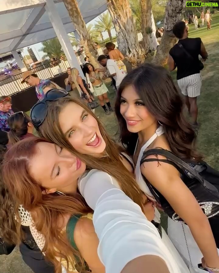 Savannah Clarke Instagram - D E S E R T D R E A M S X π‘ X π‘ _____________________________________ Take me somewhere That takes my breath away _____________________________________ #Coachella #FestivalSeason #MusicFestival #CoachellaFashion #Indio #ArtistsAtCoachella #Weekend2 #CampingAtCoachella #CoachellaVibes #Coachella2019 #BohoBlend #MelodicMagic #SunSoakedSounds #DesertDreams #HarmonyHues #FestFashions #GrooveGathering #ArtisticAria #PalmTreePulse #CelebChill ___________________________________ Coachella, California