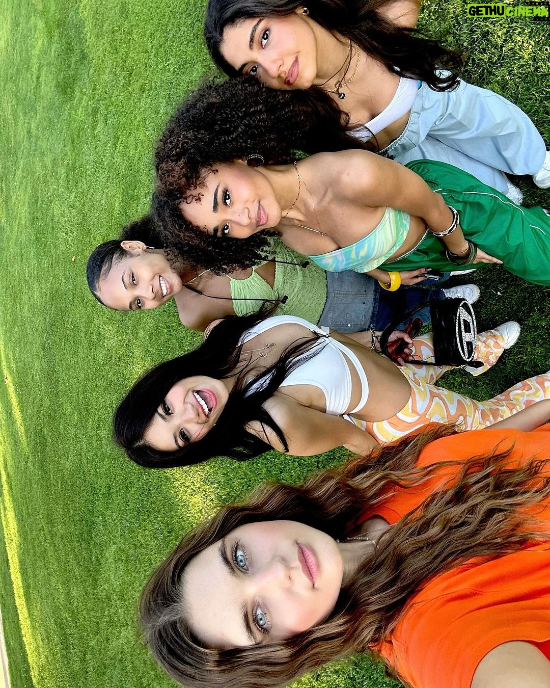 Savannah Clarke Instagram - T h I S _______________________________ Your heart knows So run in that direction __________________________________ #PalmTrees #BrightColours #GirlFriendsBeLike #Hollywood #HollywoodWalkOfFame #Stars #Eclipse #RoofTopView #eclipse2024π #Sunshine #CaliVibes #Roses #MirrorSelfies #BalconyViews #Sunshine #CityOfAngels ___________________________________
