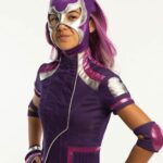 Scarlett Estevez Instagram - So thrilled to finally be able to share! This is a dream role, and to get to do it alongside @bluedemonjr and the rest of this fantastic cast is such a gift. So proud of this story that is showing a Latina character as a super hero!! I can’t wait for y’all to meet Ultra Violet and see the magic we’ve been cooking up. 💜💙💜💙