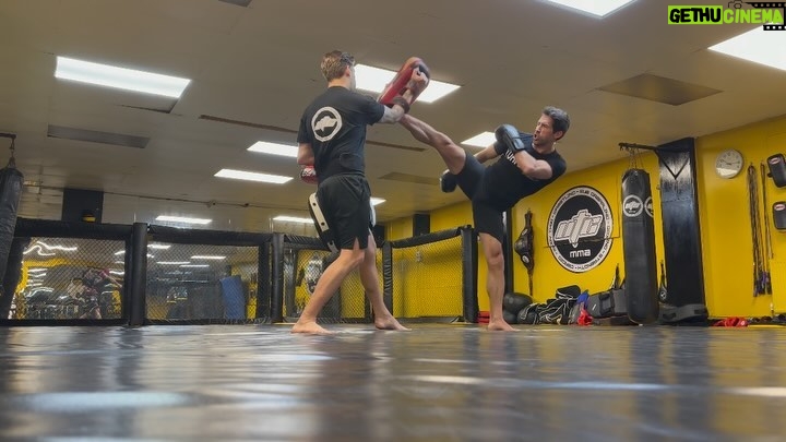 Scott Adkins Instagram - This mornings edification. I train every day, not just for movies but as a real martial artist - constantly learning and evolving. I’ve trained hard for a very long time. You can’t just expect to turn up and magic will happen. It takes dedication and sacrifice to achieve any goal #stayready